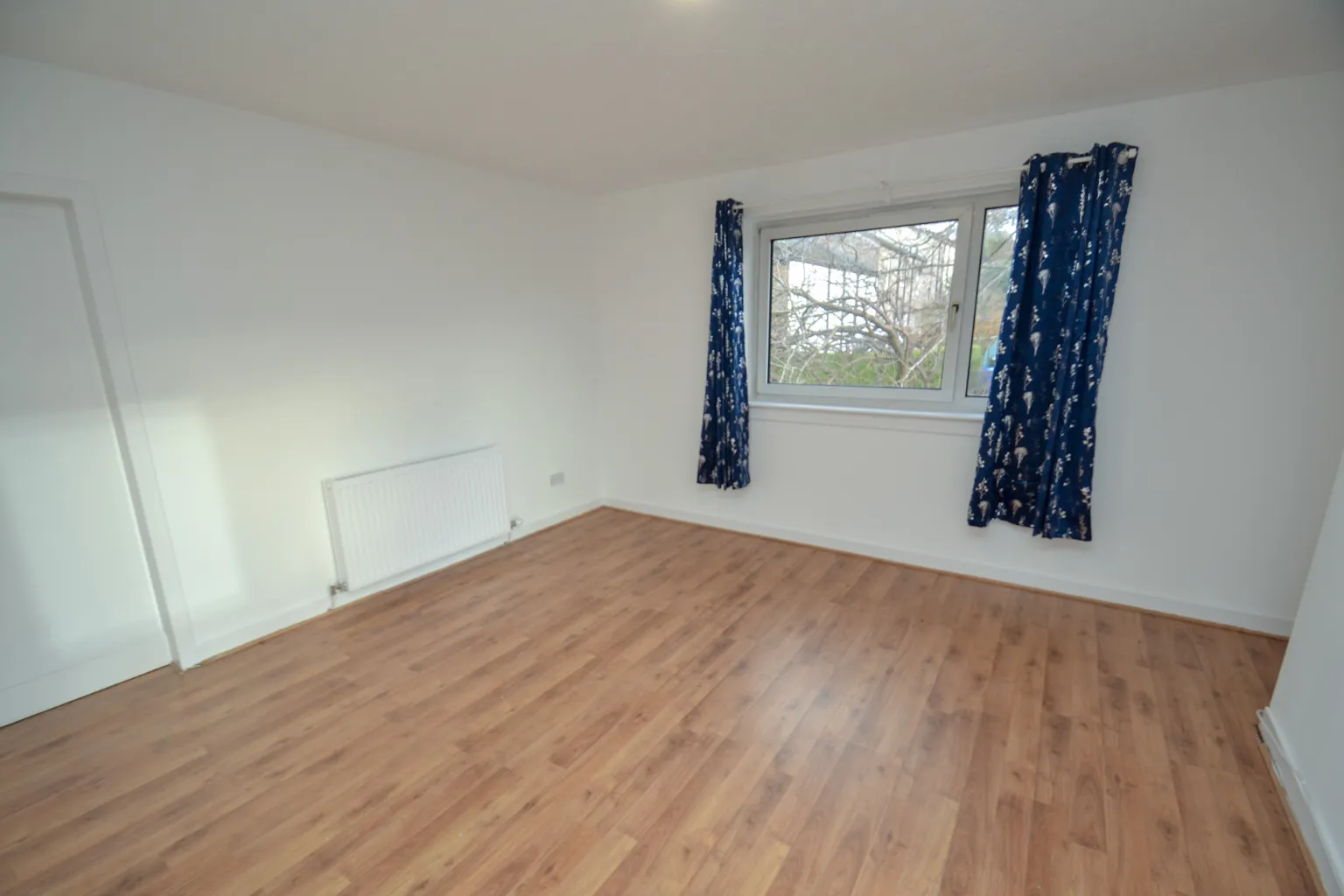 Flat Balvaird Drive in Rutherglen