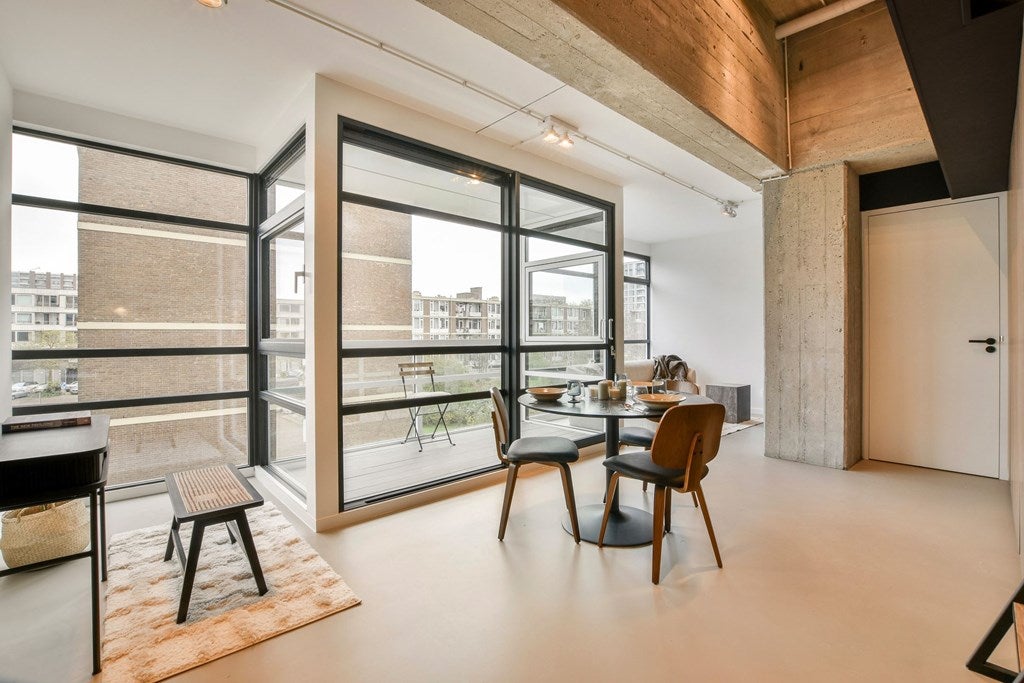 Studio te koop: Maassluisstraat 100G, Amsterdam
