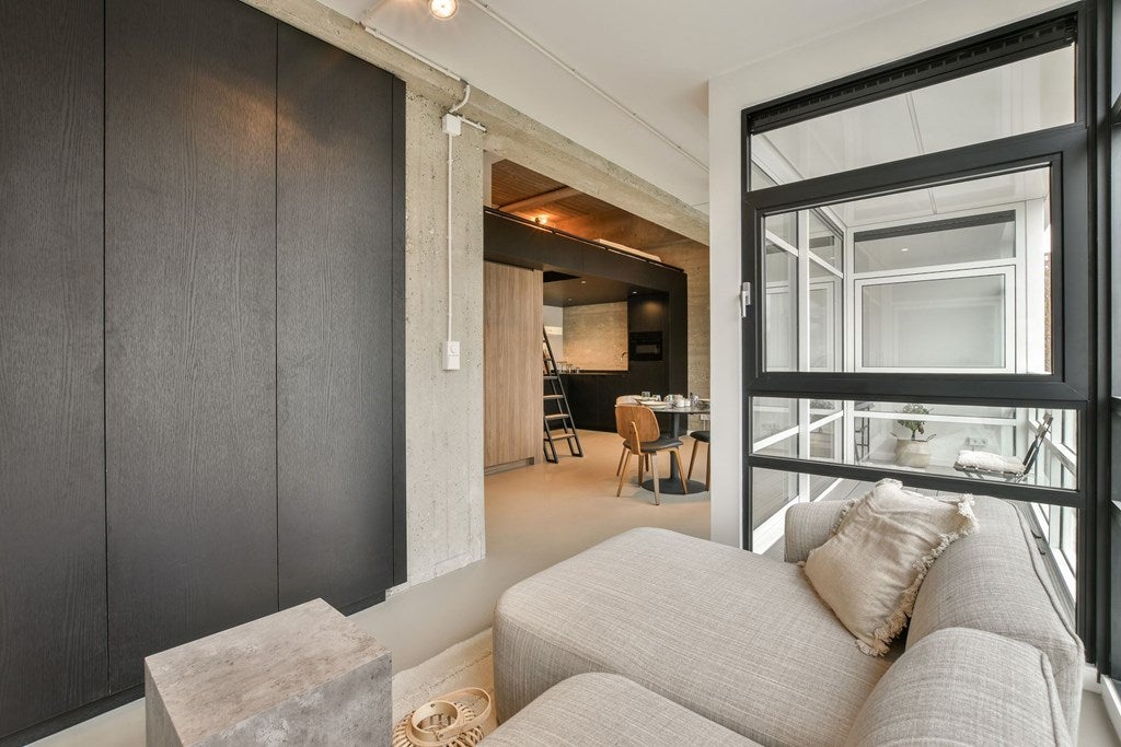 Studio te koop: Maassluisstraat 100G, Amsterdam
