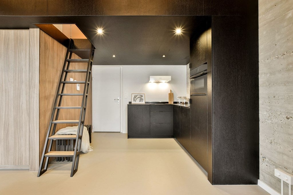 Studio te koop: Maassluisstraat 100G, Amsterdam