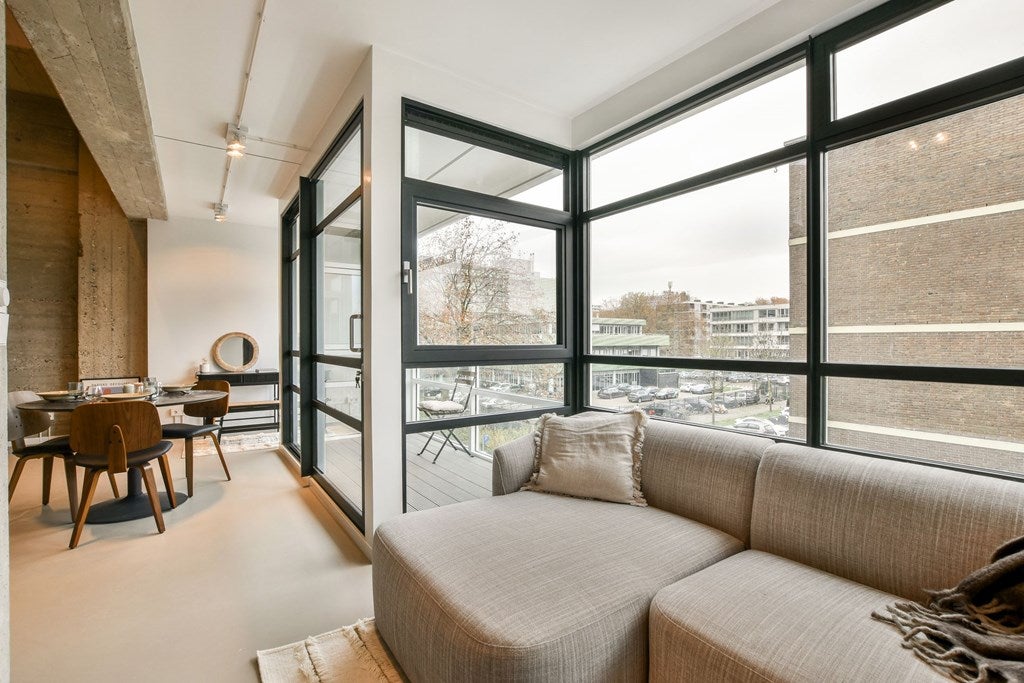 Studio te koop: Maassluisstraat 100G, Amsterdam