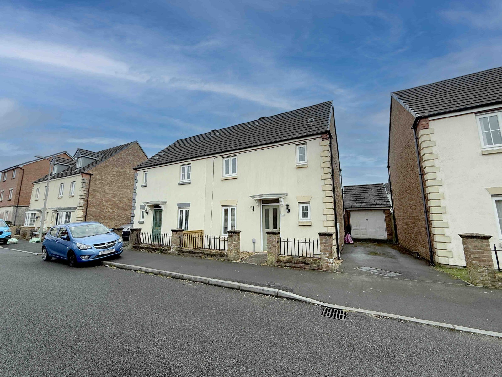 House Six Mills Avenue in Gorseinon