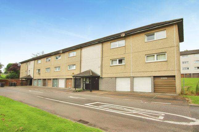 Flat Victoria Street in Livingston