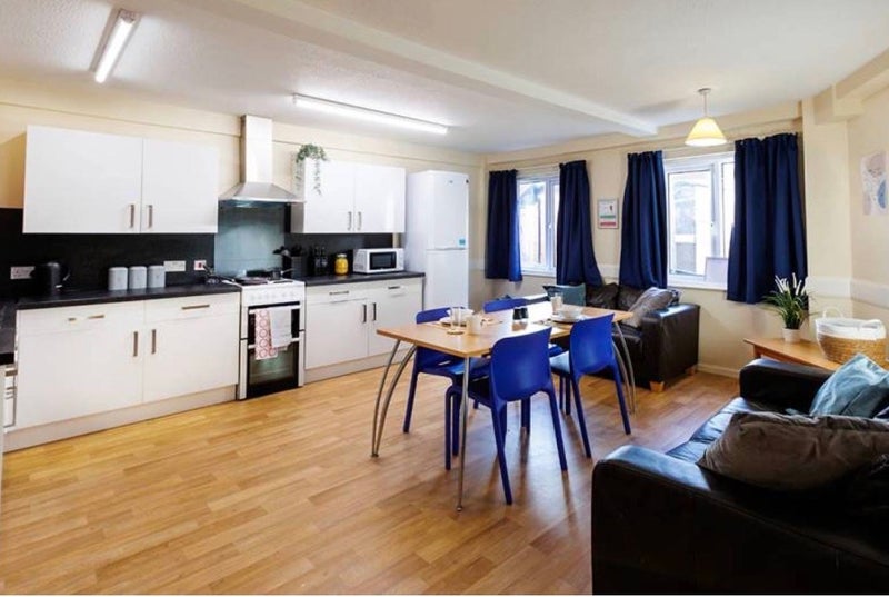 Room Wragby Road in Nottingham