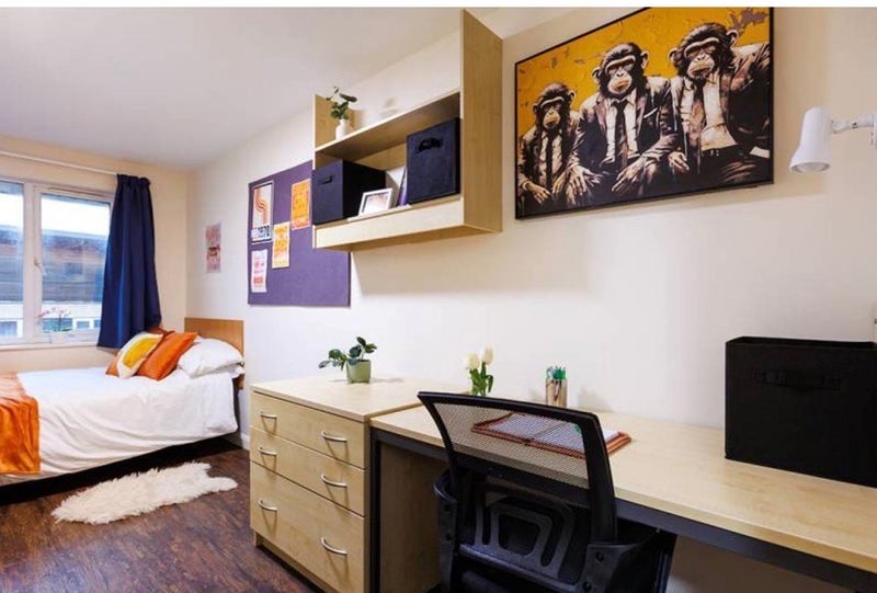Room Wragby Road in Nottingham