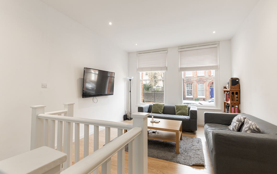 Flat Trent Road in Greater London