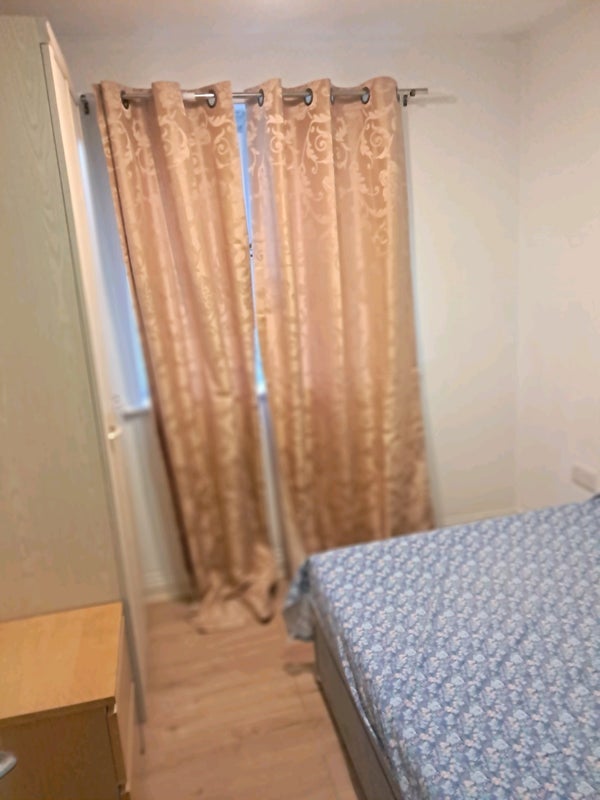 Room Crossley Street in Manchester