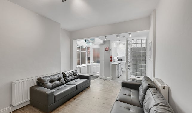 Flat Harefield Road in Sheffield