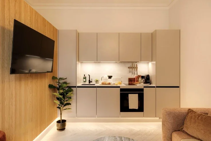 Flat Pembridge Gardens in Greater London