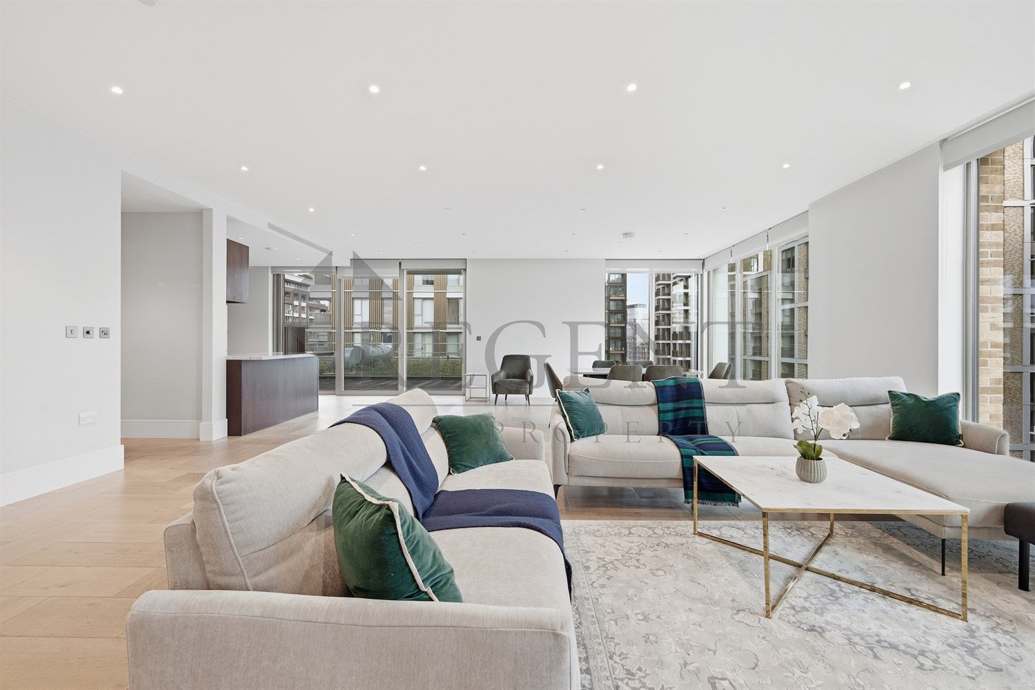 Flat Palmer Road in Greater London