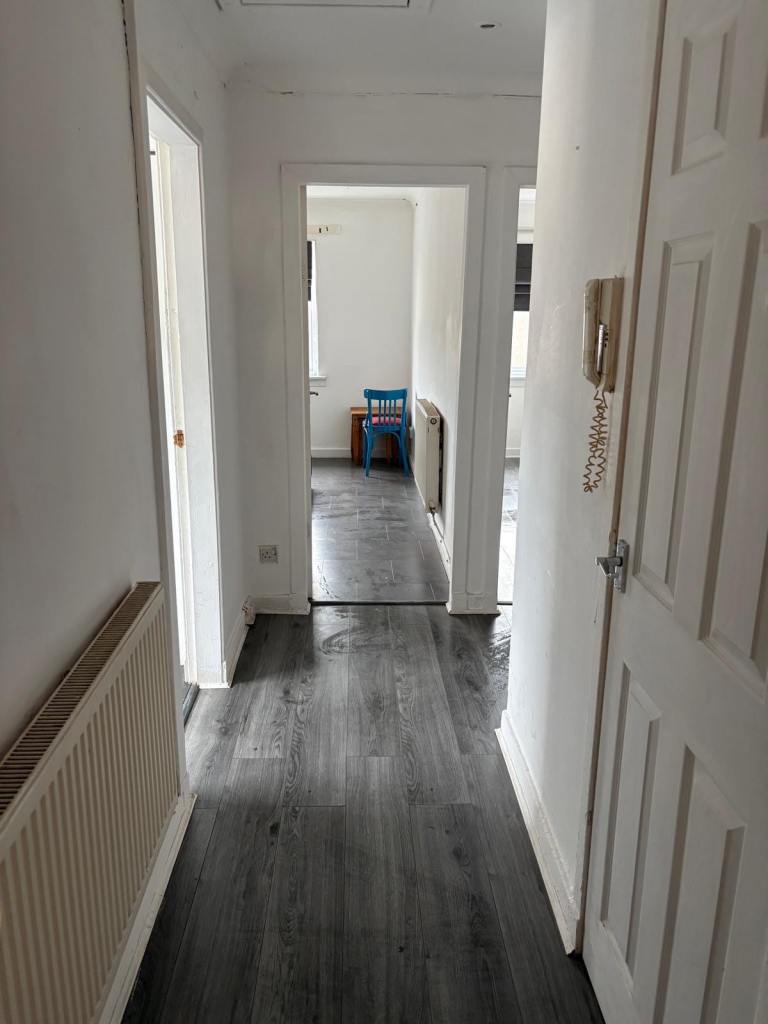 Flat Fulbar Street in Renfrew