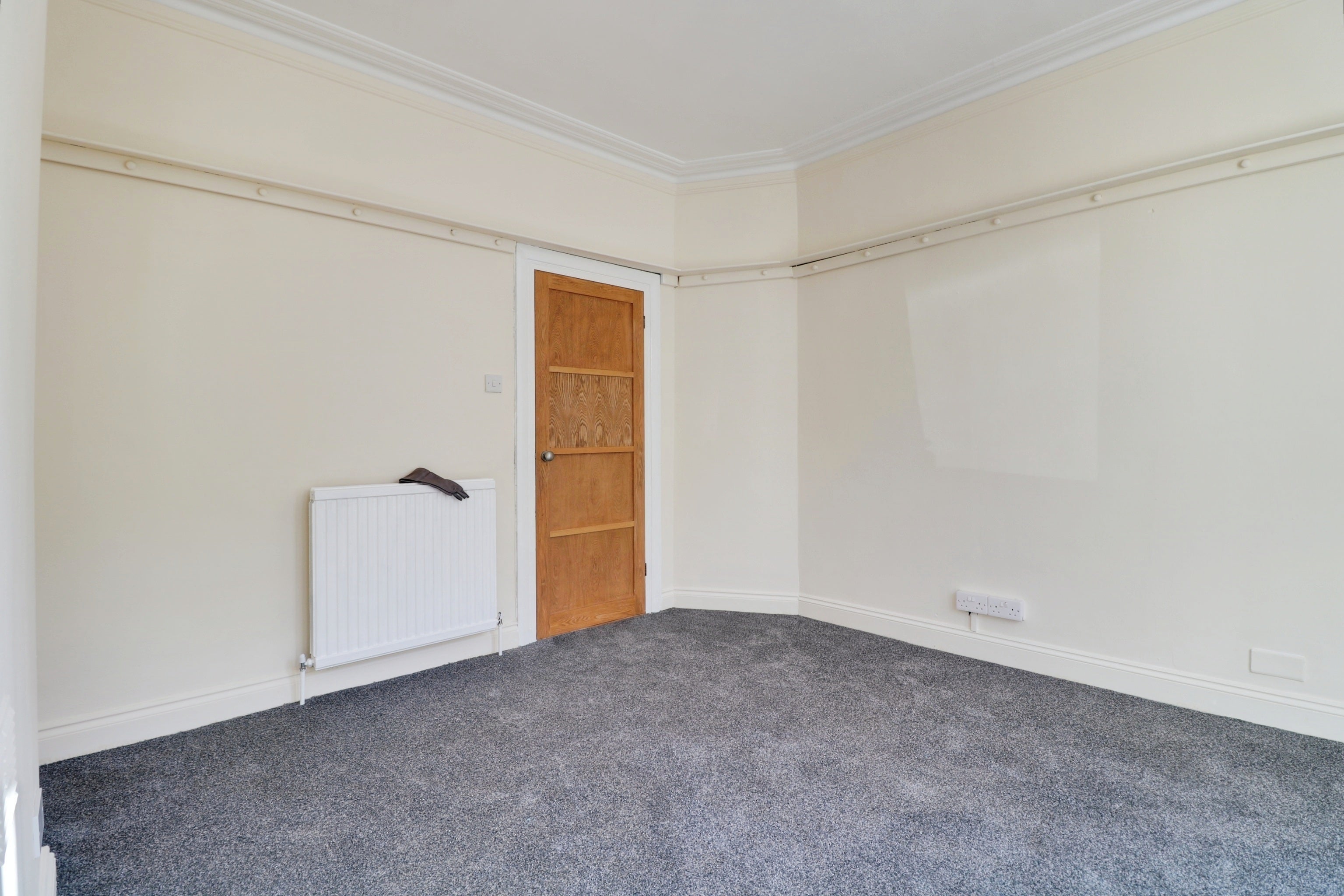 Flat Cambridge Road in Southend-on-Sea