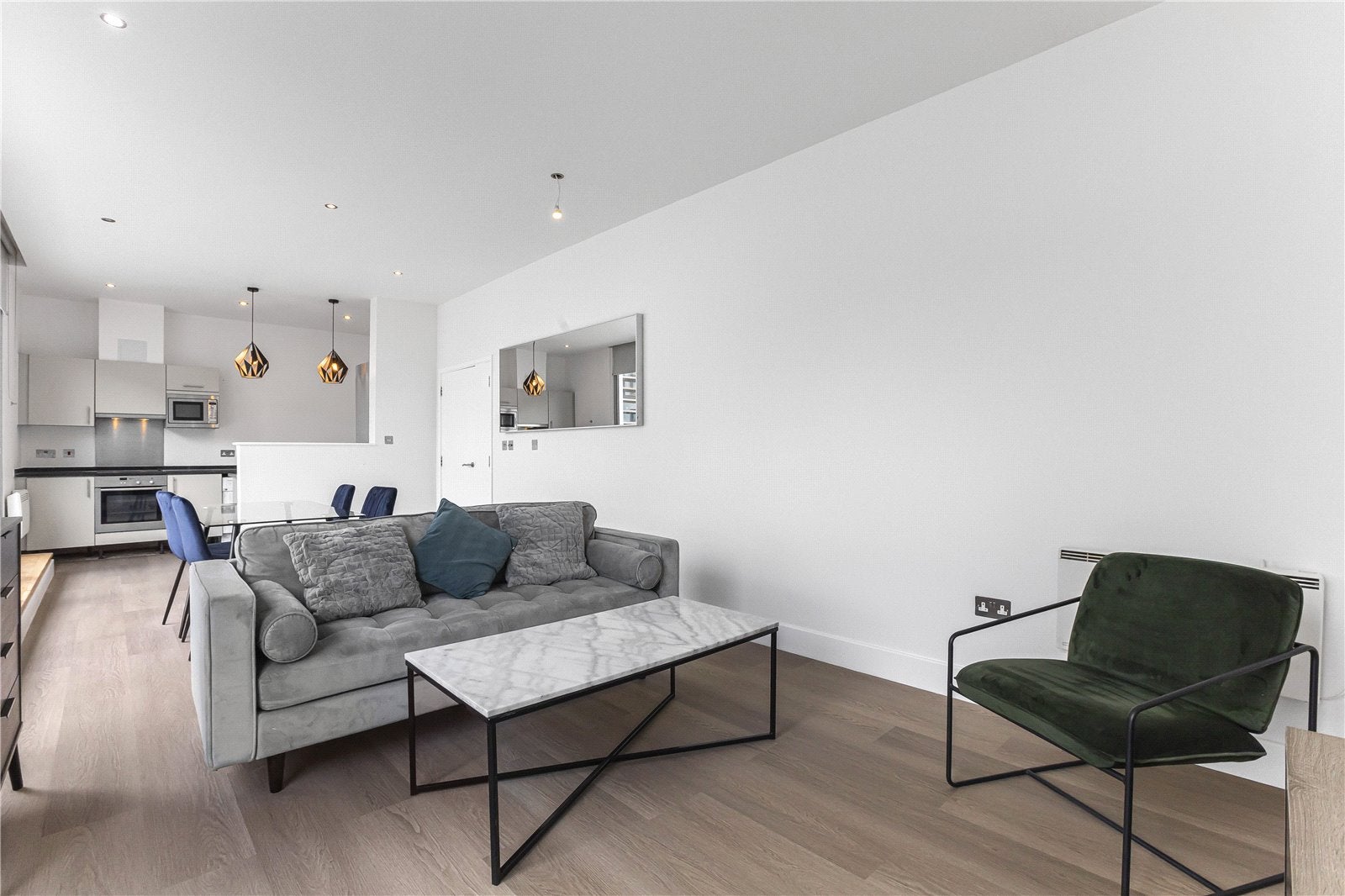 Flat Dereham Place in Greater London
