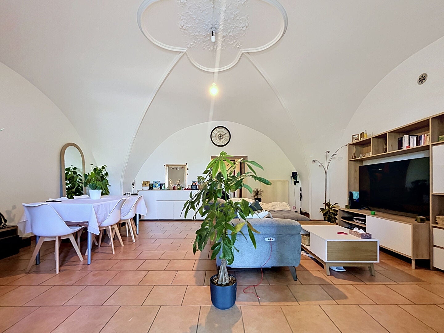 Flat D 113 in Lançon-Provence