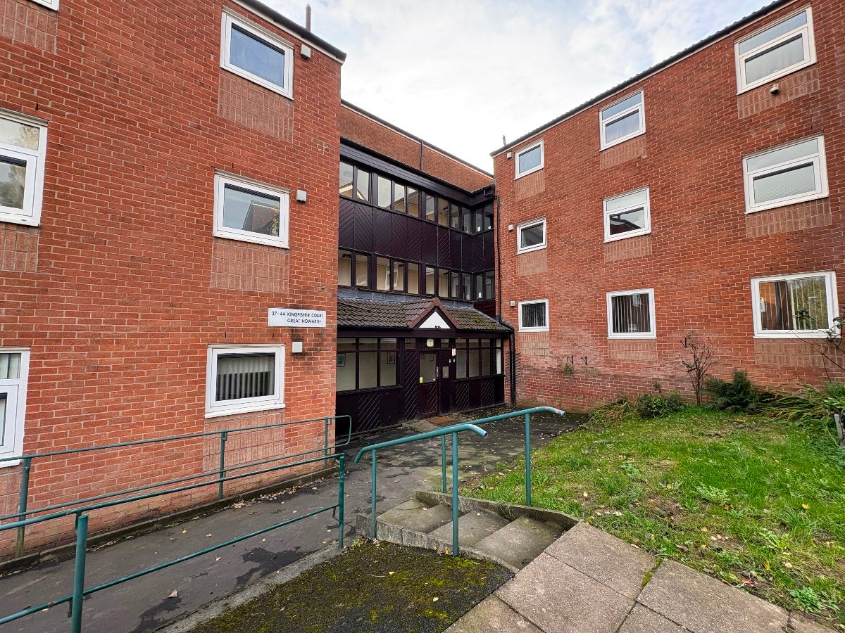 Flat Great Howarth in Rochdale