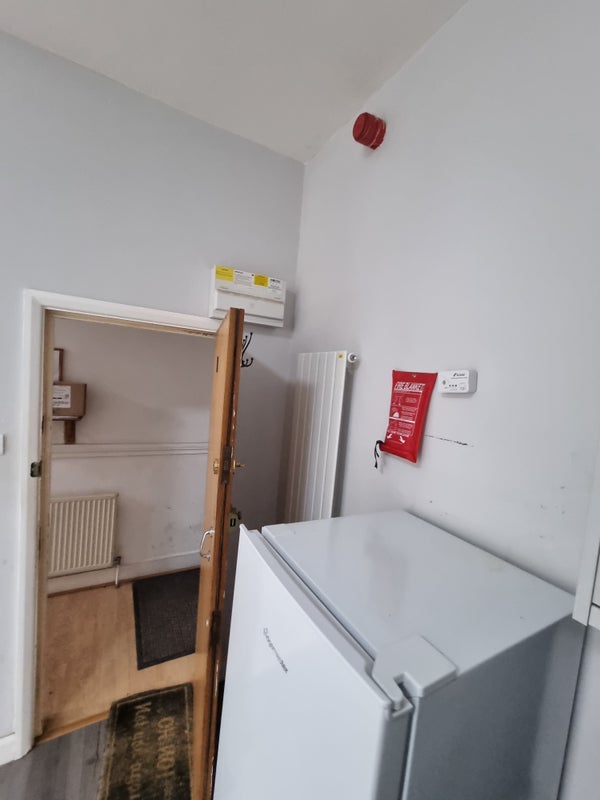Room Bryantwood Road in Greater London