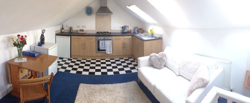 Room Endwell Road in Greater London