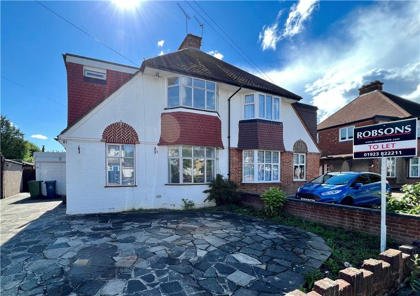 House Hill Road in Greater London
