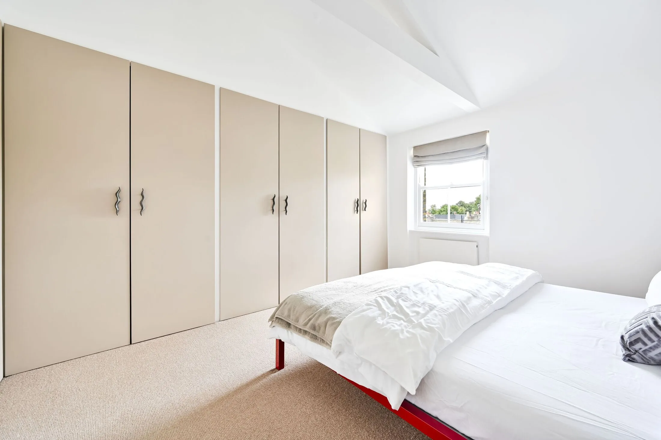 Flat Coleherne Mews in Greater London