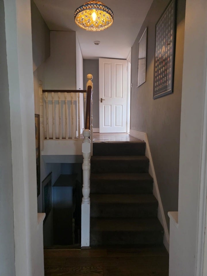 Room Aldbourne Road in Greater London