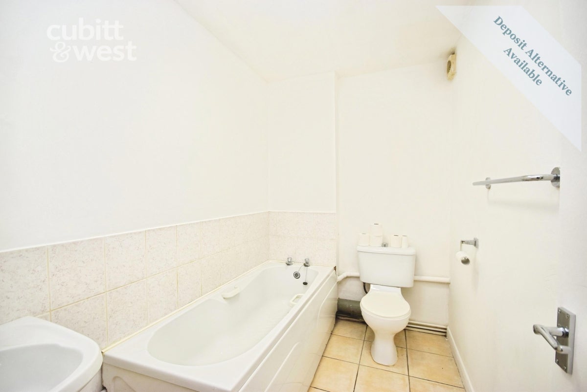 Room Lewes Road in Brighton