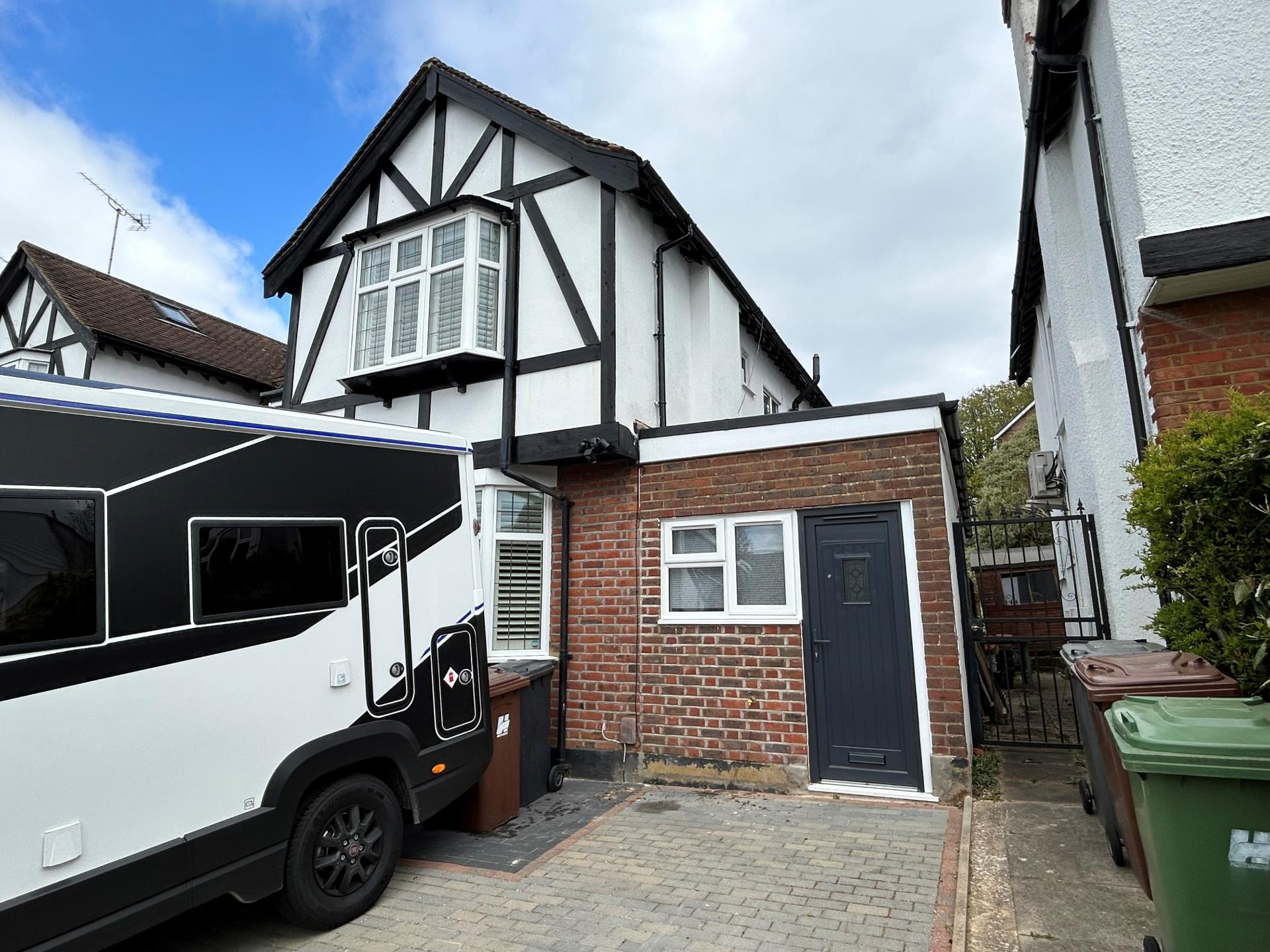 Flat Quakers Lane in Hertsmere