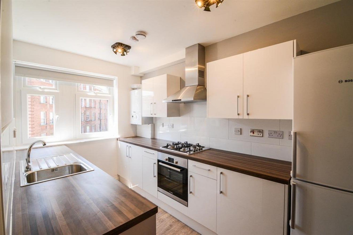 Flat Denmark Hill in Greater London