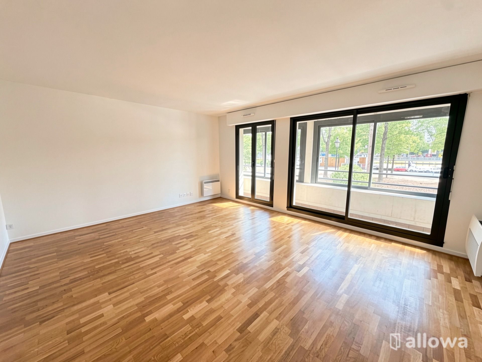 Flat Quai de la Seine in Paris
