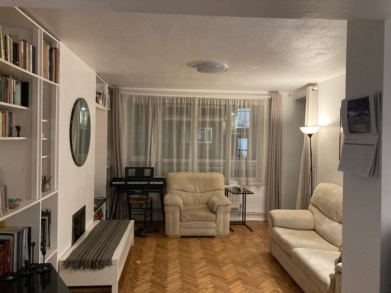 Room Oak Way in Greater London