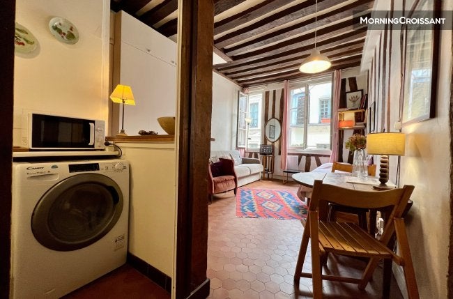 Chambre Rue de l'Hôtel Colbert à Paris