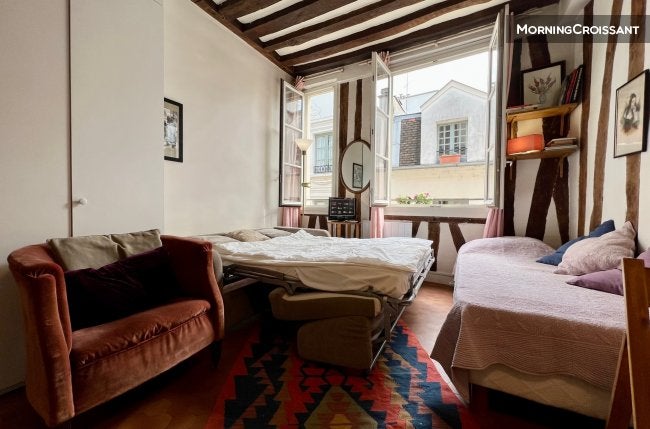 Chambre Rue de l'Hôtel Colbert à Paris