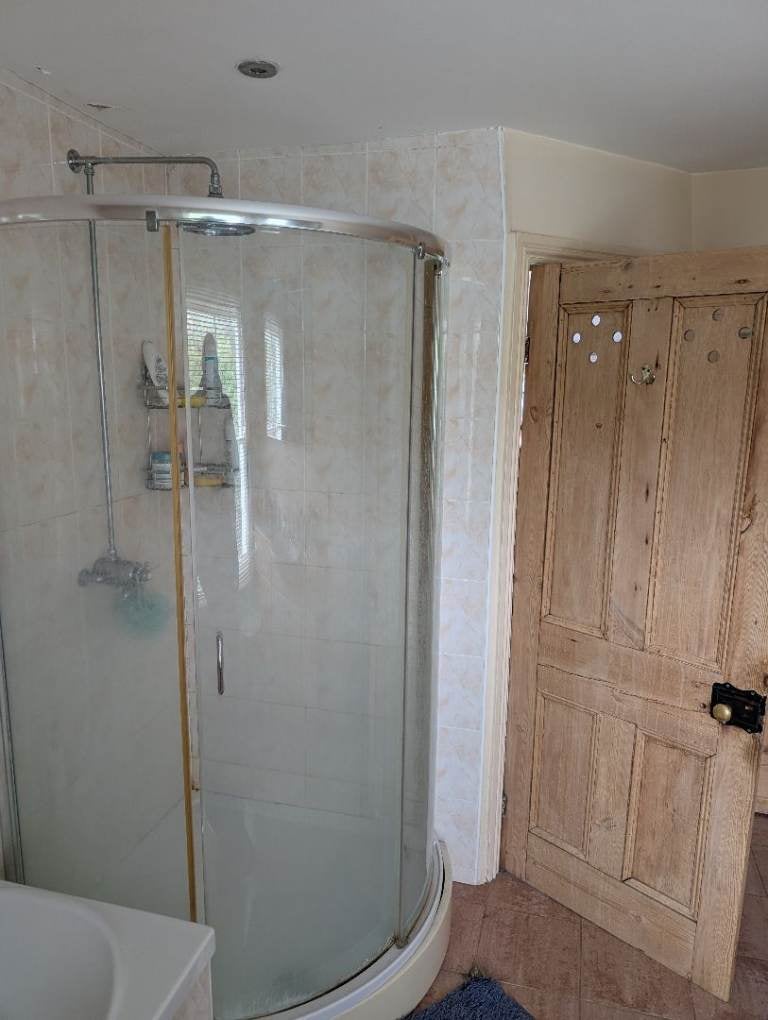 Flat Broughton Road in Cherwell District