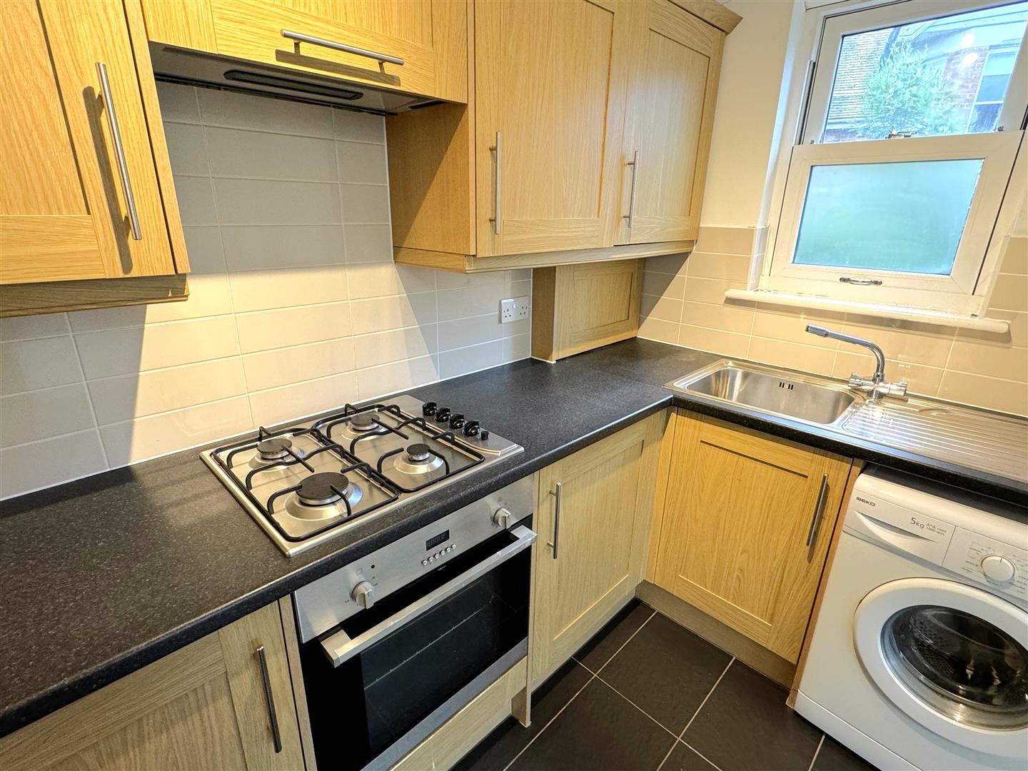 Flat Bouverie Road West in Folkestone and Hythe District