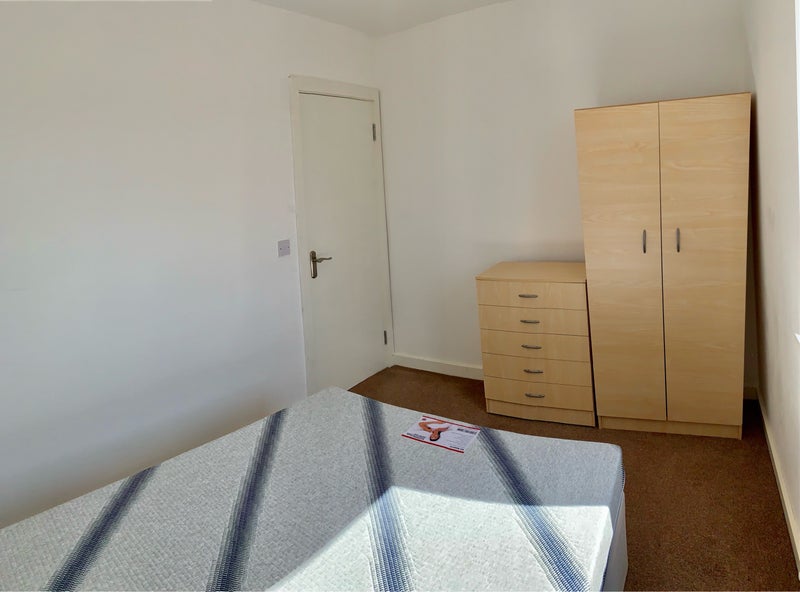 Room Hornsey Road in Greater London