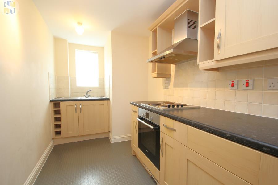 Flat Tudor Way in Woking