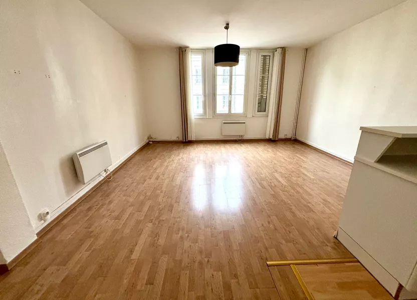 Appartement Place des Enfants de Chœur à Saint-Quentin