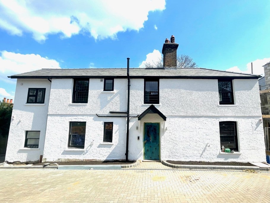 Flat Elms Lane in London