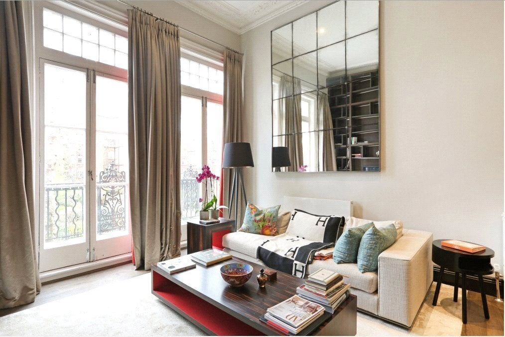 Flat Bramham Gardens in Greater London