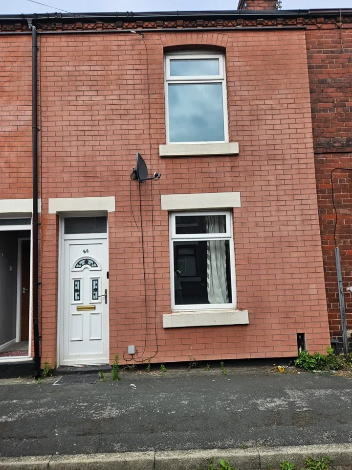 House Sydney Street in Wigan