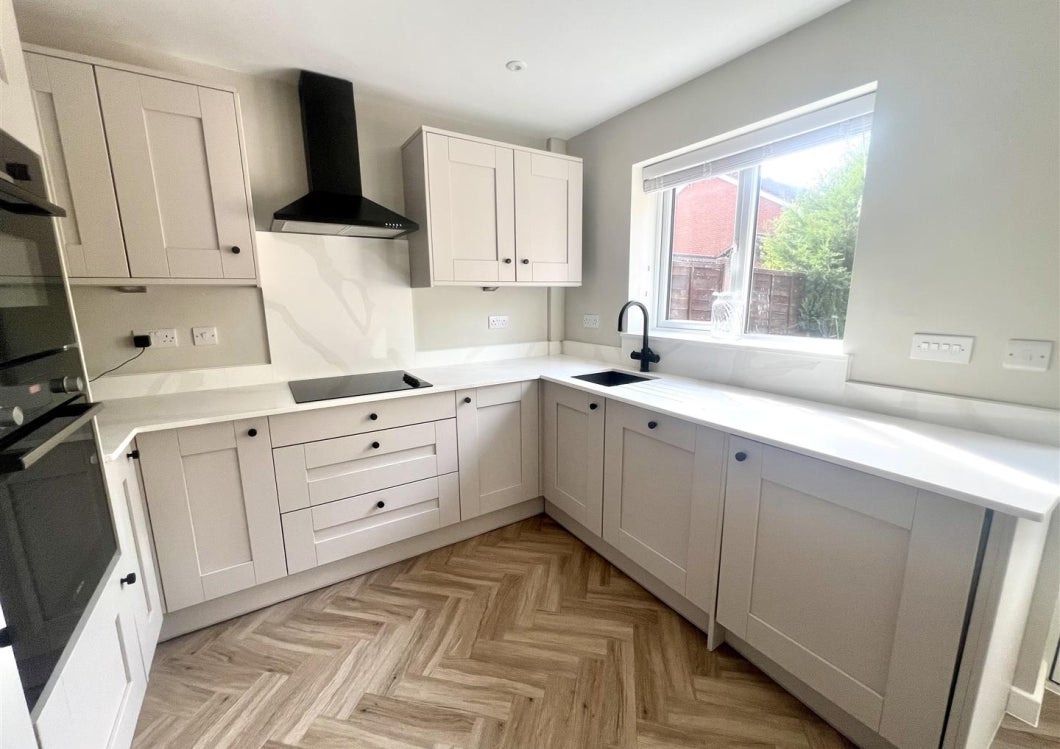 House Underhill Lane in Wolverhampton