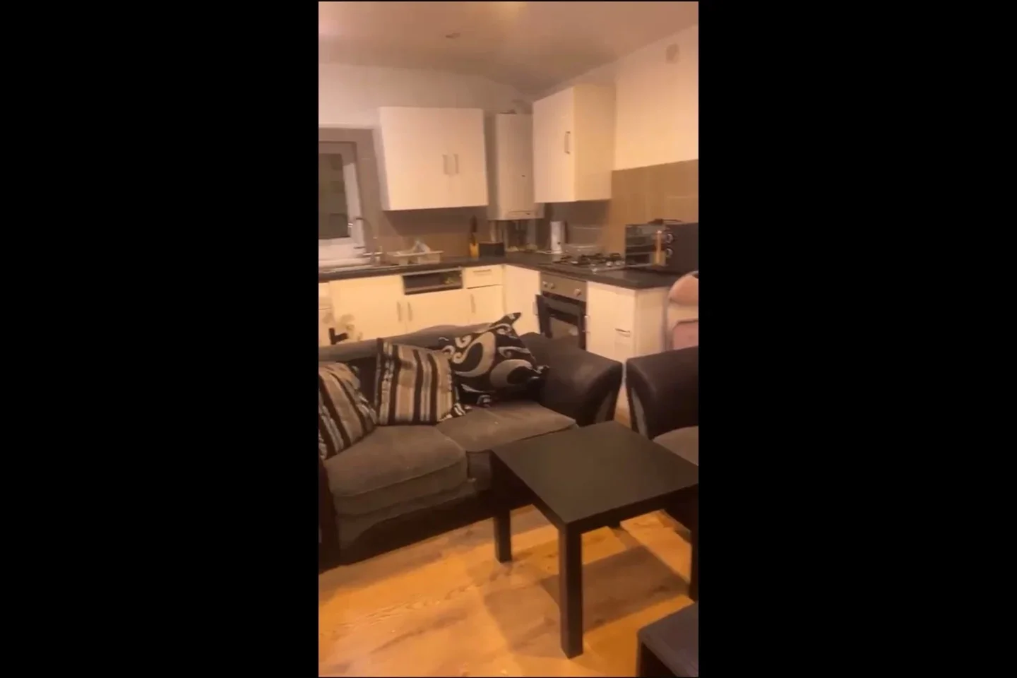 Room Romford Road in Greater London
