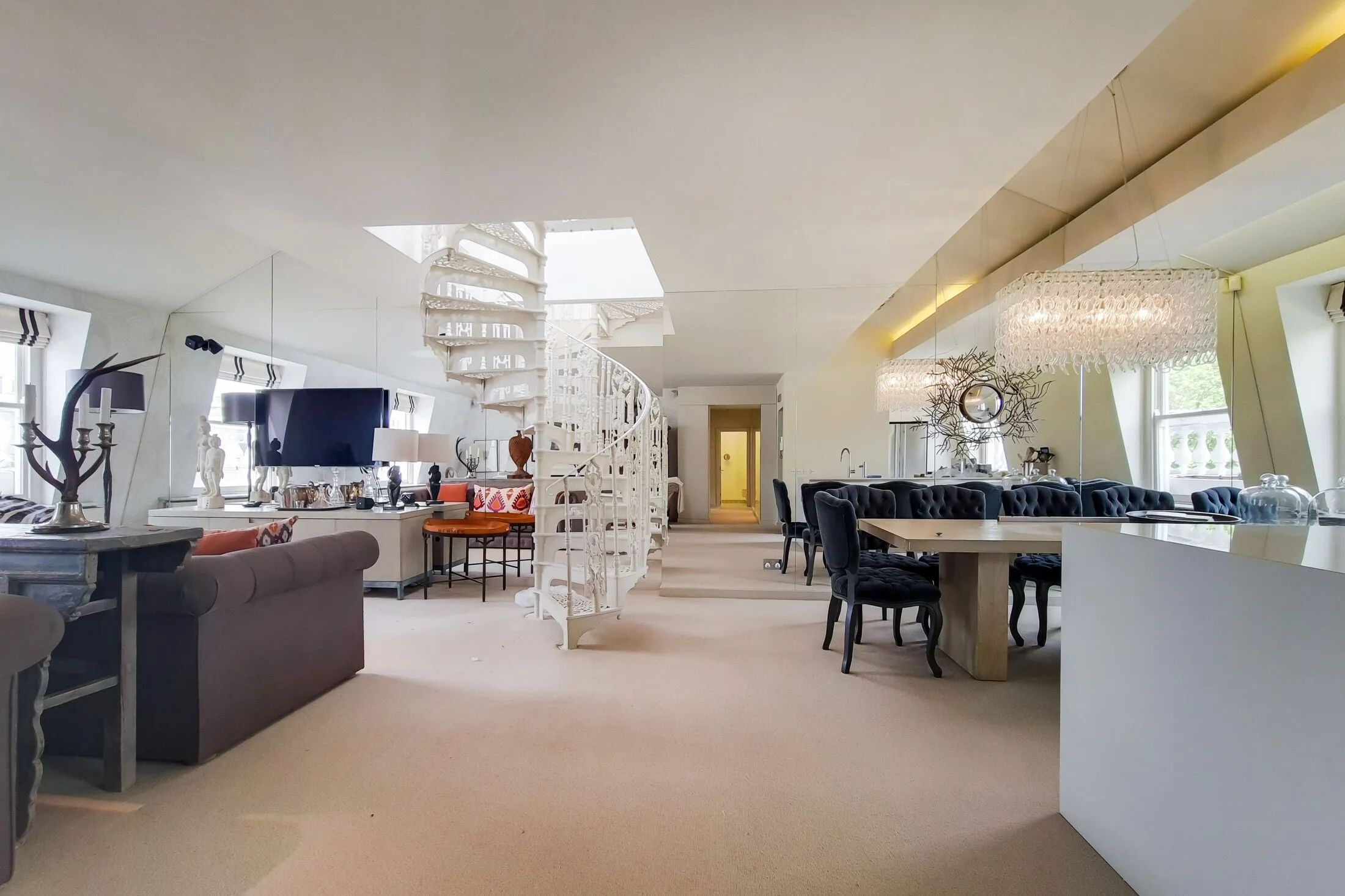 Flat Cranley Gardens in Greater London