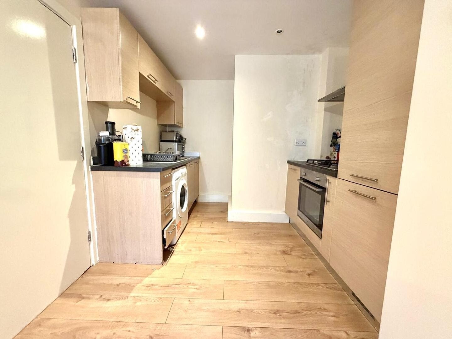 Flat Spring Place in Greater London