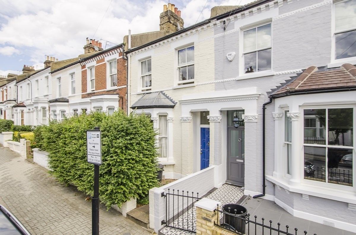House Alderbrook Road in Greater London
