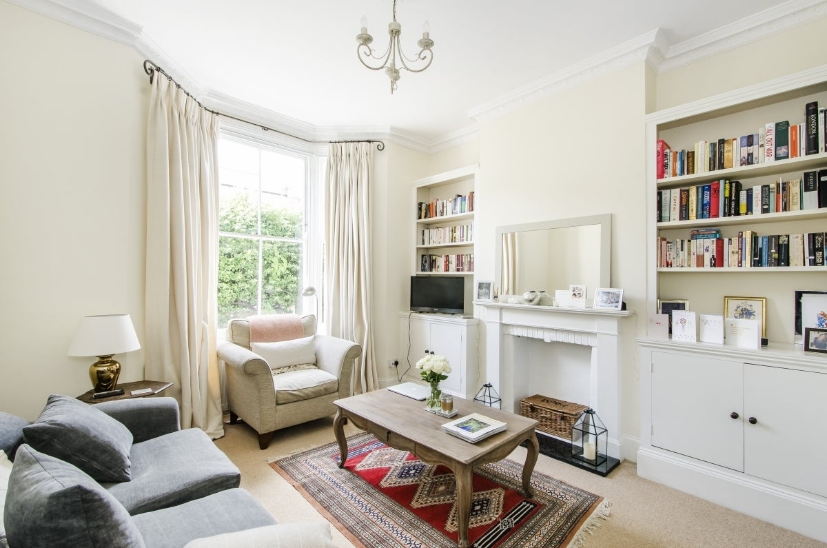 House Alderbrook Road in Greater London