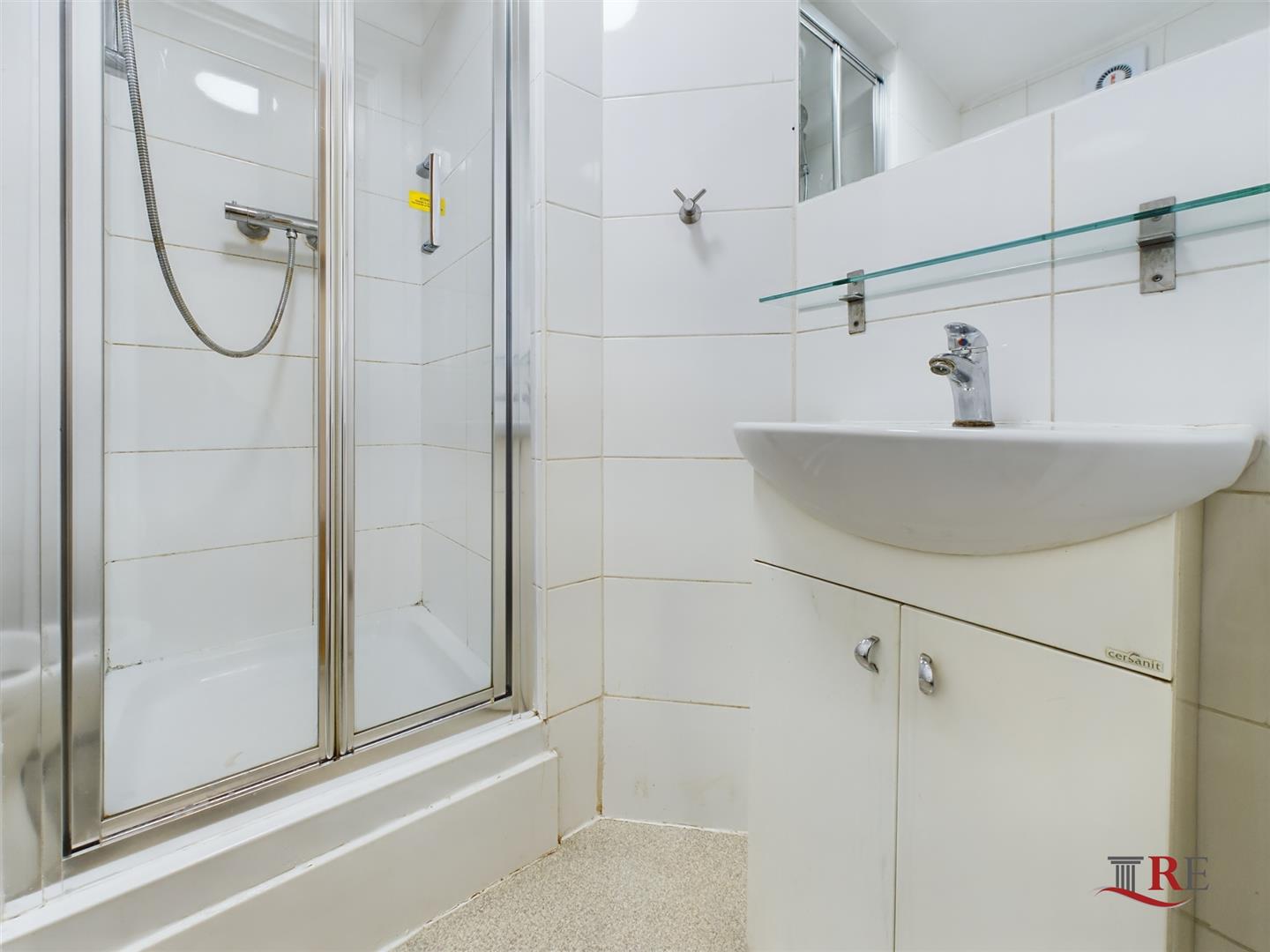 Flat Chamberlayne Road in Greater London