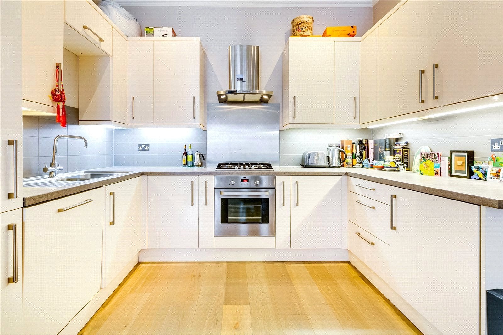 Flat North End Road in Greater London