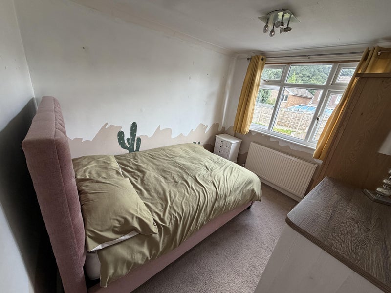 Room Sedgefield Drive in Bolton