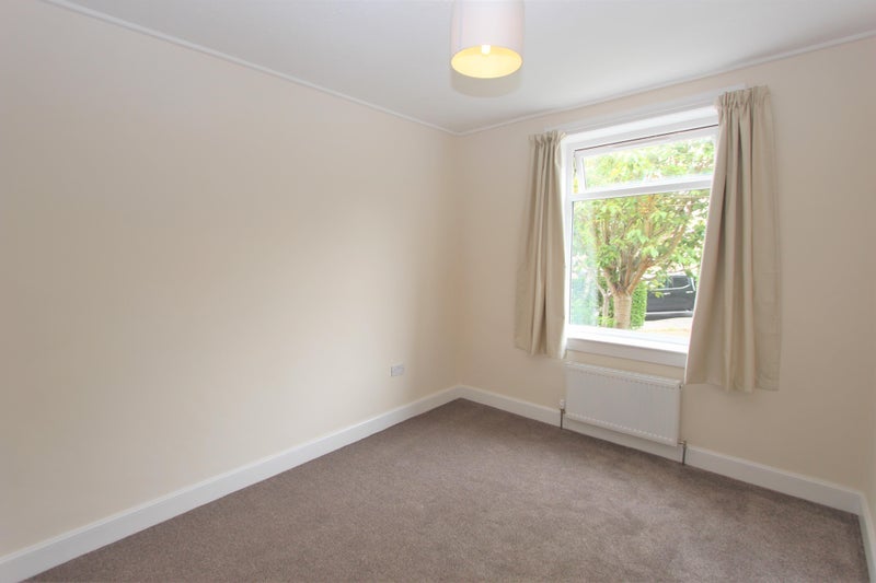 Room Colinton Mains Drive in City of Edinburgh