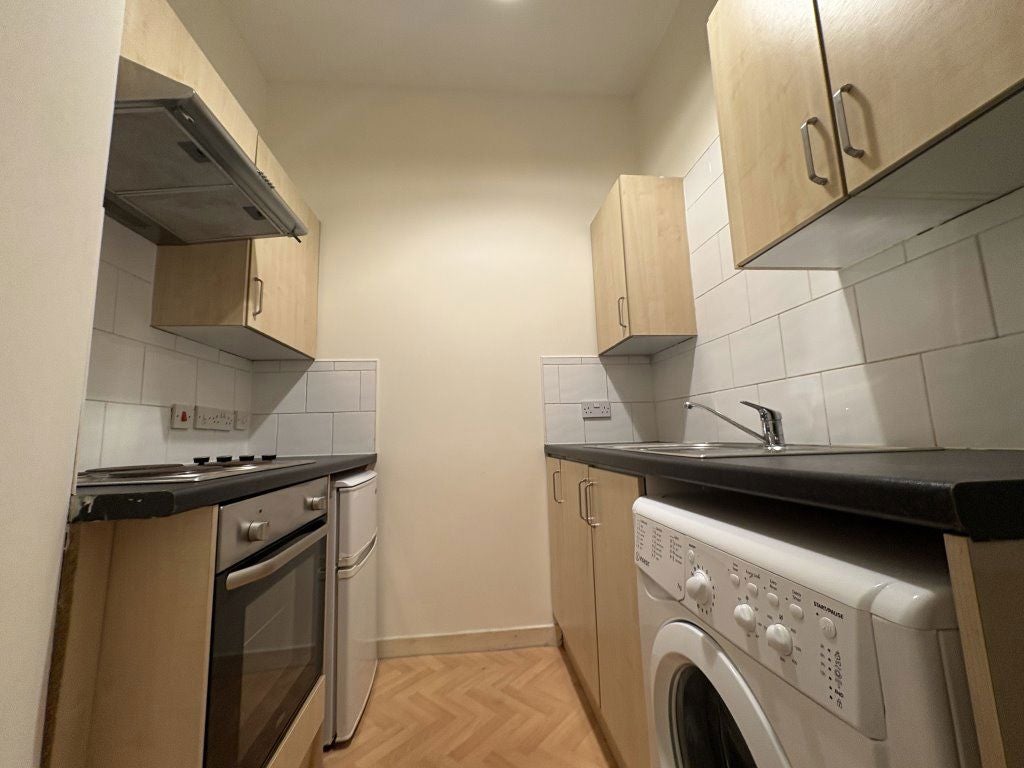 Flat Baldovan Terrace in Dundee